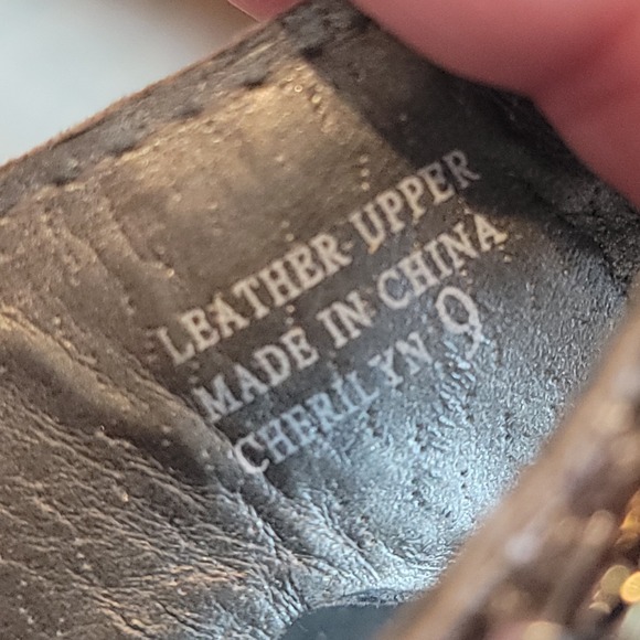 Yellow Box Cherilyn Bronze Beaded Rhinestones Leather 9 Wedge Flip Flops Sandals - Picture 9 of 11